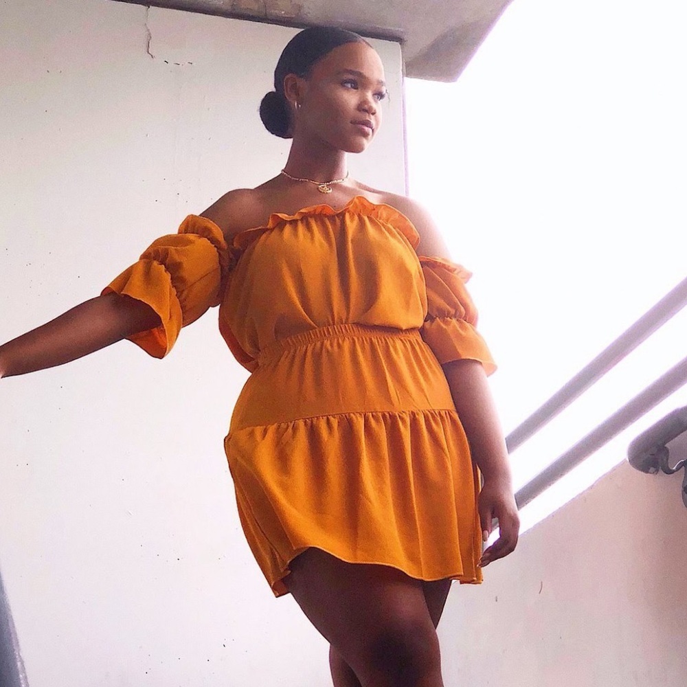 Pretty Little Thing Ruffled Set - Picture 2 of 4